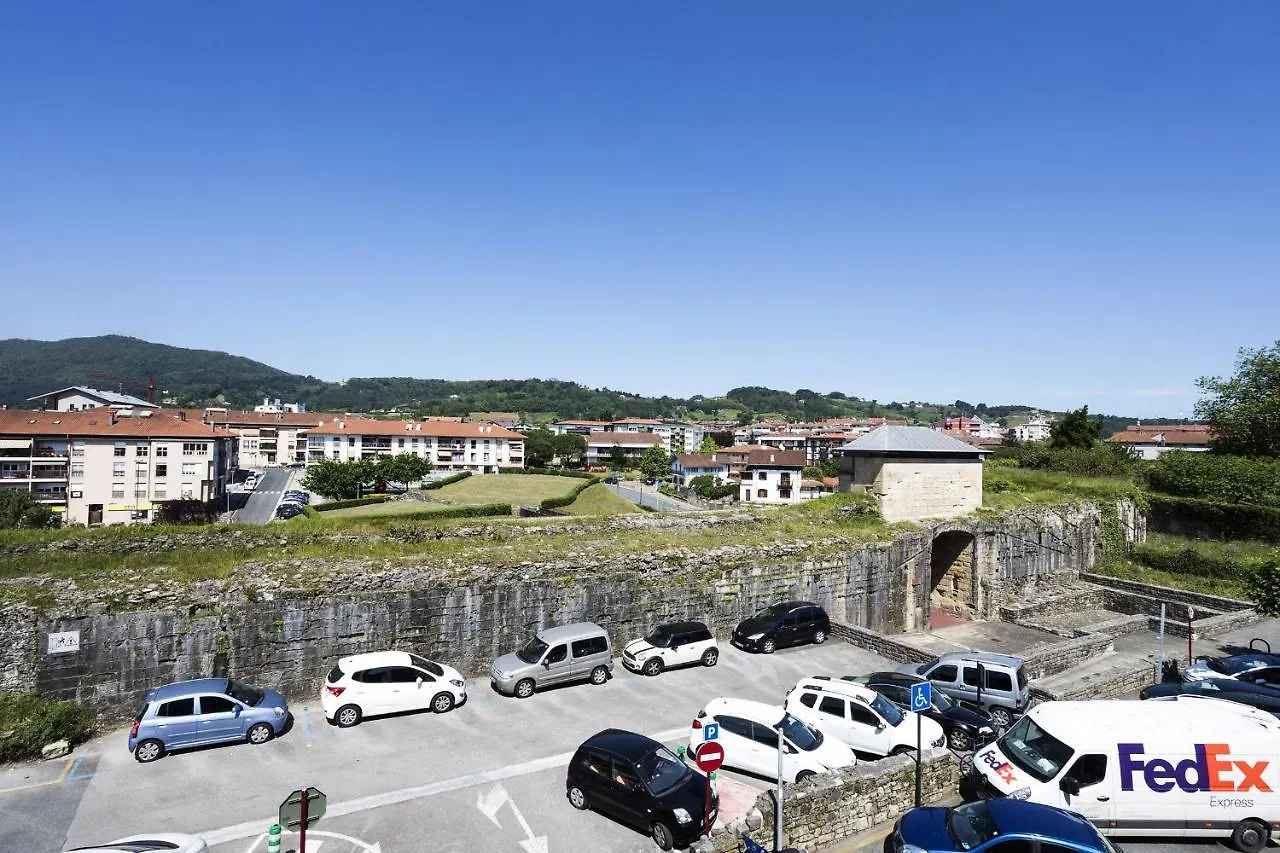 Nikolas By Smiling Rentals Hondarribia 0*,